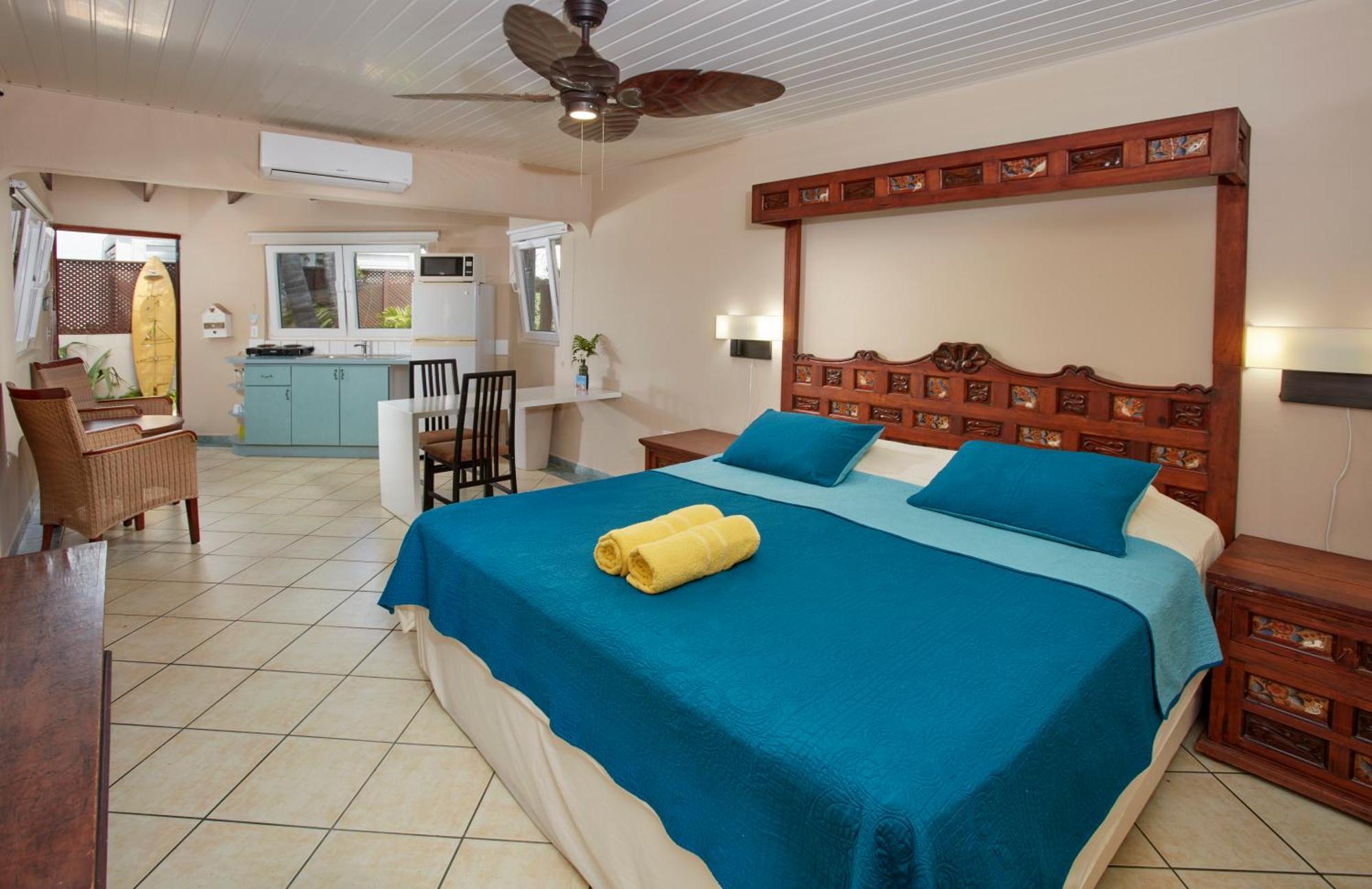 Aruba Sunset Beach Studios Palm Beach Exterior photo