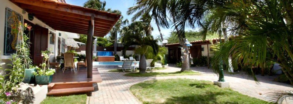 Aruba Sunset Beach Studios Palm Beach Exterior photo